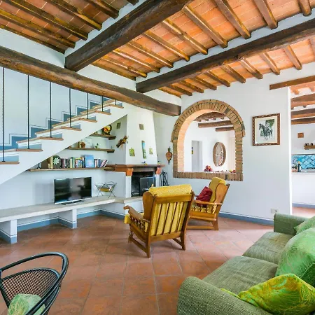 Сasa de vacaciones Il Fienile By Interhome